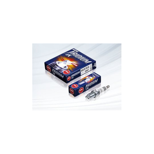 Bougie NGK iridium CR9EIX pour Suzuki GSX 1300 R Hayabusa 99-07