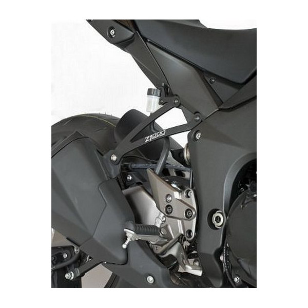 Pattes de fixation de silencieux R&G Racing - Kawasaki Z 1000 10-18 (noir) la pair