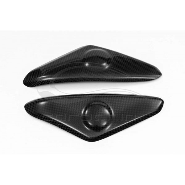 Pièce carbone Carbonin Yamaha MT09 et SP - Conduit d'air en carbone