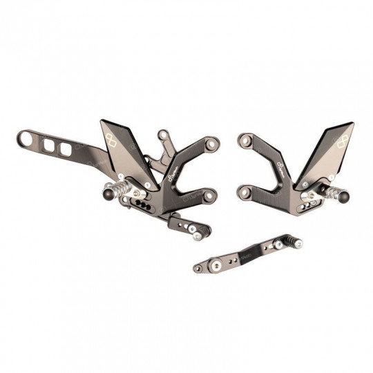 Commandes reculées Lightech Yamaha MT10 16-18 en standards et inversées Reposes pieds repliables