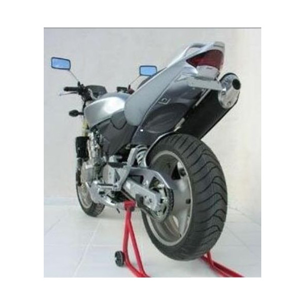 Passage de roue 600 Hornet 03-06 Access Composites Honda CB 600 Hornet 2003-2006 