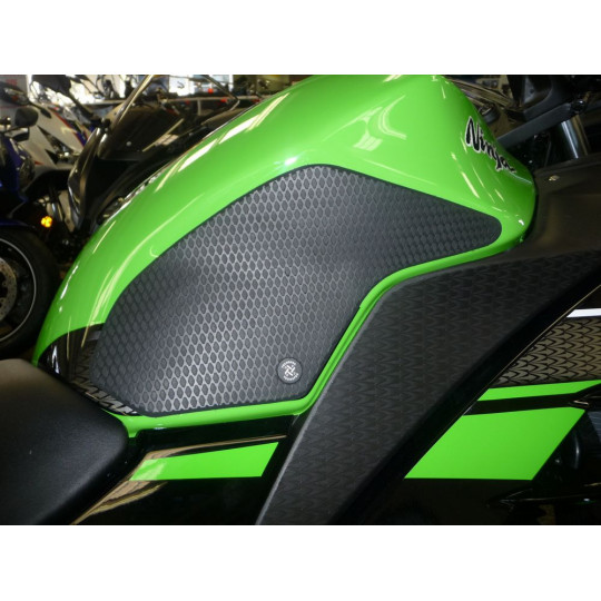 Grip de réservoir Racing Techspec - Kawasaki Ninja 300 13-17